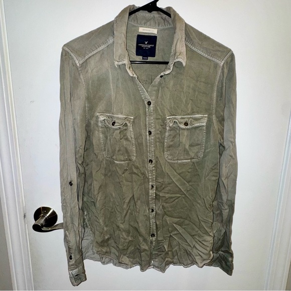 American Eagle Outfitters Tops - American Eagle Outfitters Olive Button Down Shirt